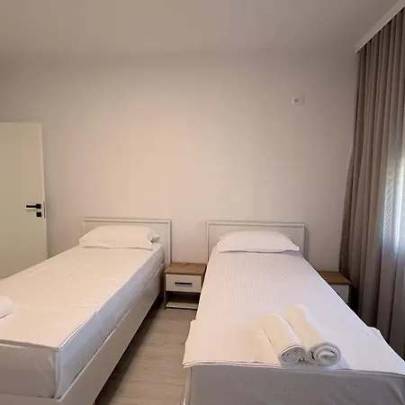Center * Durrës